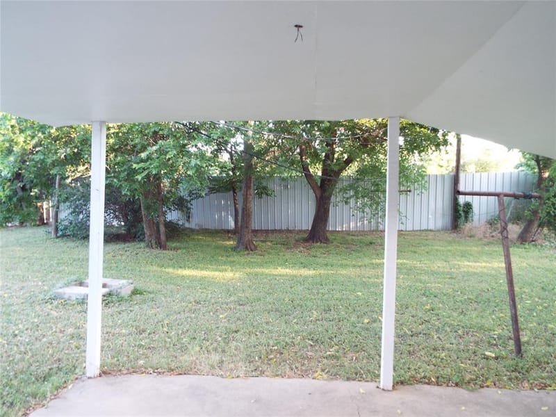 4228 Hardeman Street, Fort Worth TX 76119 - Photo 9
