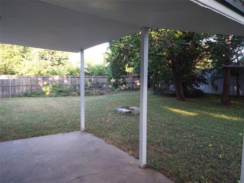 4228 Hardeman Street, Fort Worth TX 76119 - Photo 10