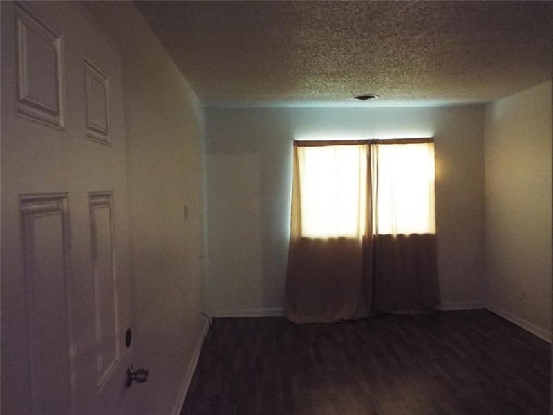 4228 Hardeman Street, Fort Worth TX 76119 - Photo 4