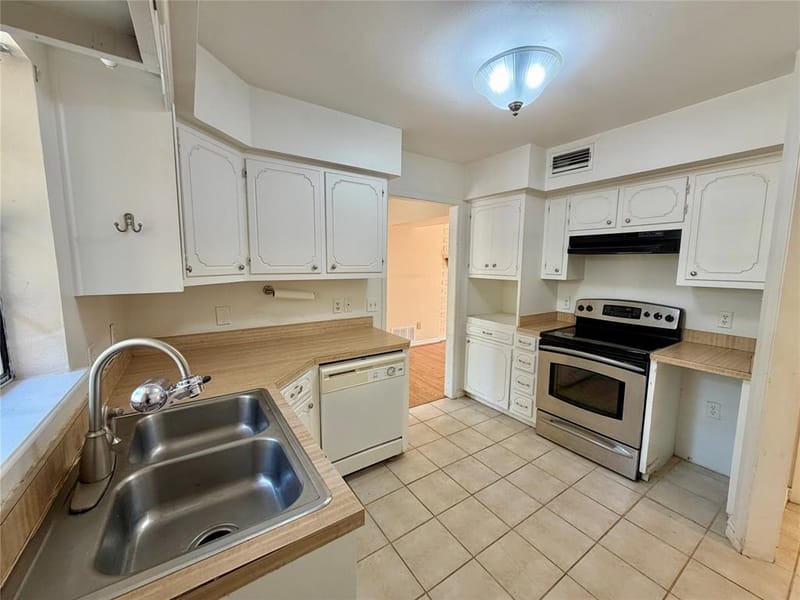 210 W Houston Street, Leonard TX 75452 - Photo 7