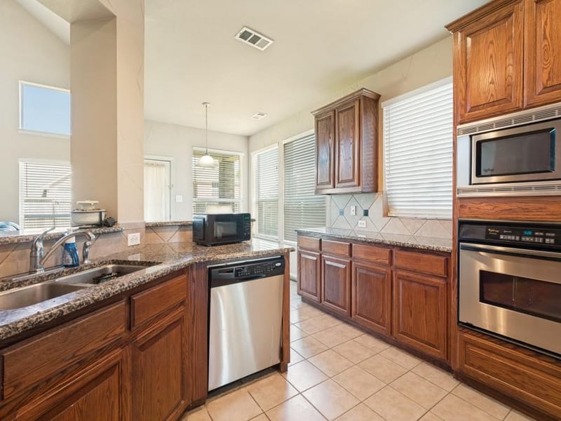 5160 Finnhorse Drive, Grand Prairie TX 75052 - Photo 12