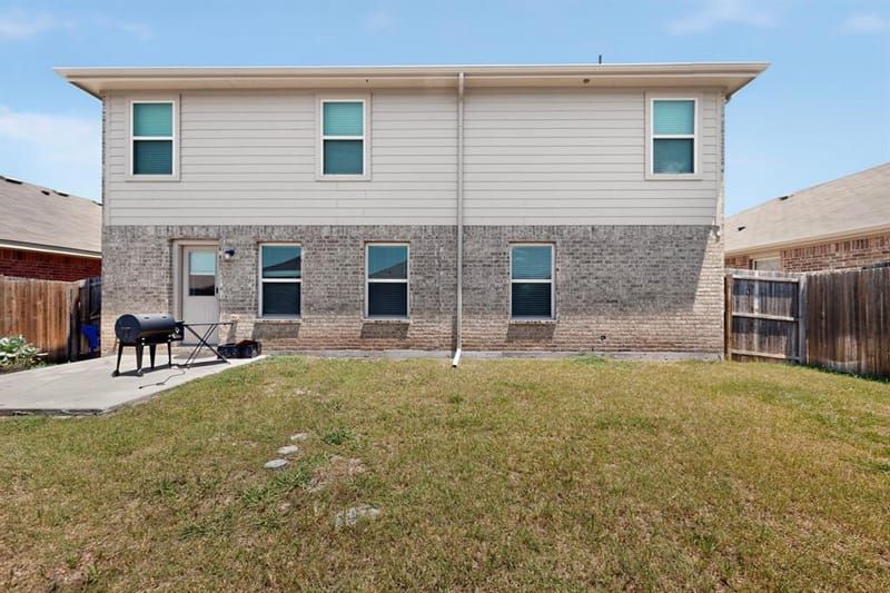 2329 Julia Lane, Forney TX 75126 - Photo 4