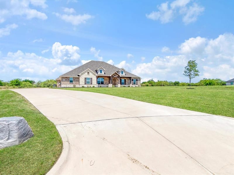 6276 Pyrenean Oak Court, Royse City TX 75189 - Photo 5