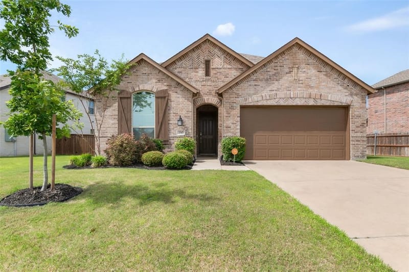 1545 Sugarberry Drive, Forney TX 75126 - Photo 2