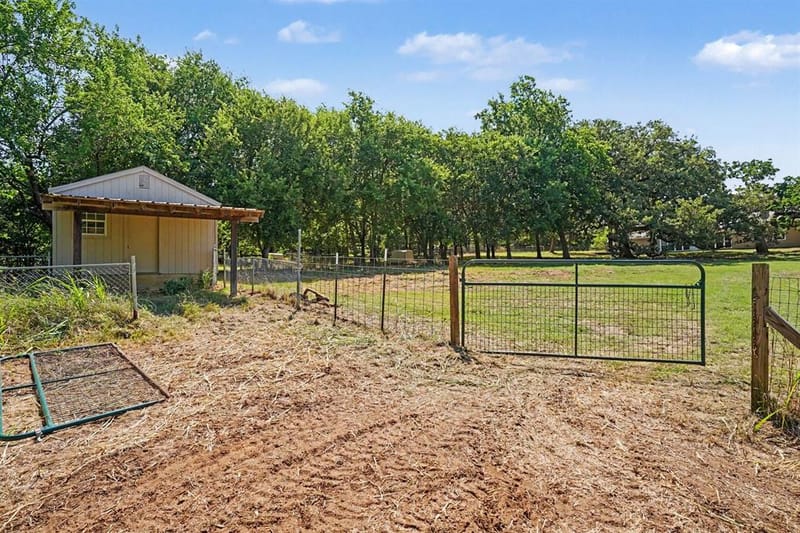 4225 Fm 2415, Coyote Flats TX 76009 - Photo 36