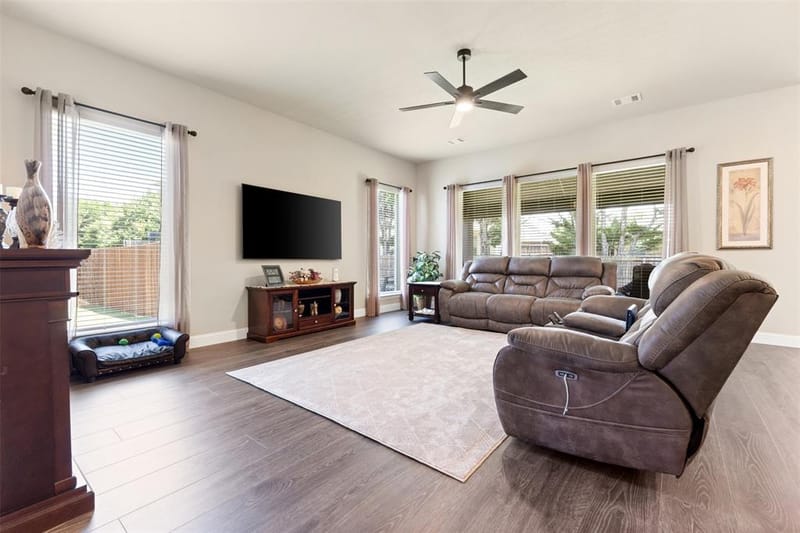 1004 Bessie Drive, DeSoto TX 75115 - Photo 7