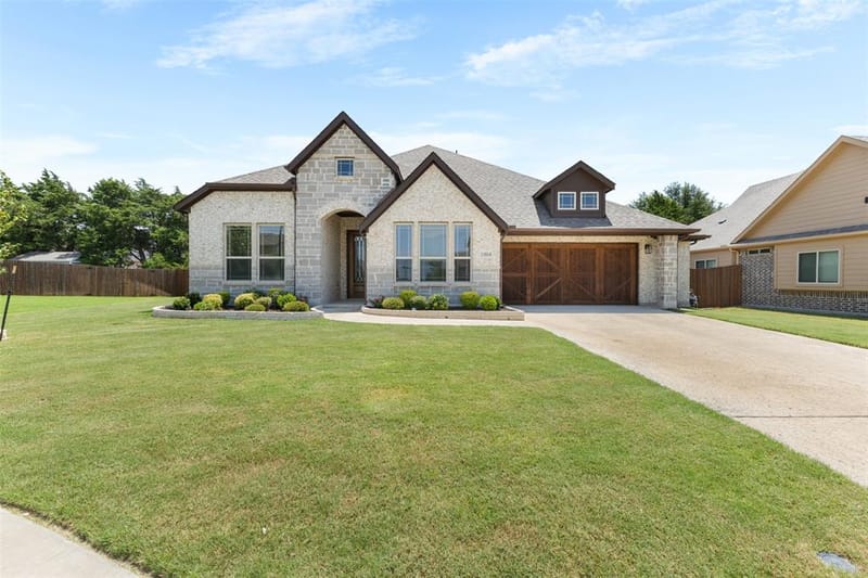 1004 Bessie Drive, DeSoto TX 75115 - Photo 3