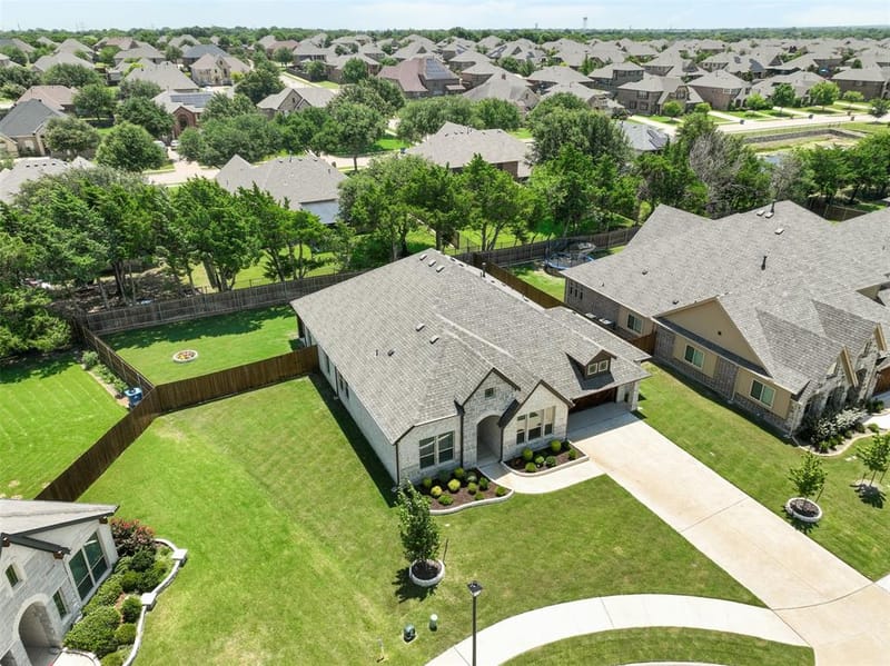 1004 Bessie Drive, DeSoto TX 75115 - Photo 33