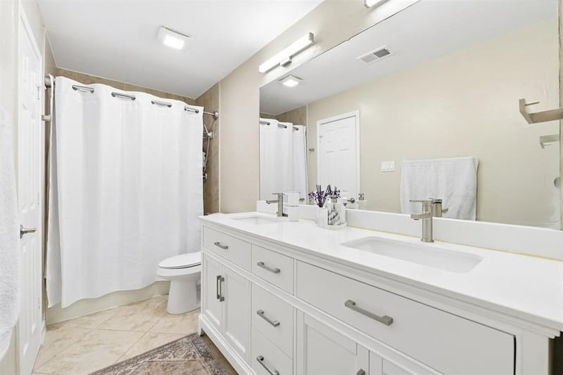 6035 Berry Trail Court, Dallas TX 75248 - Photo 19