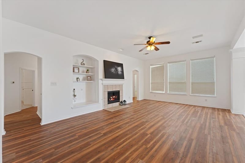 2308 Laura Elizabeth Trail, Mansfield TX 76063 - Photo 7