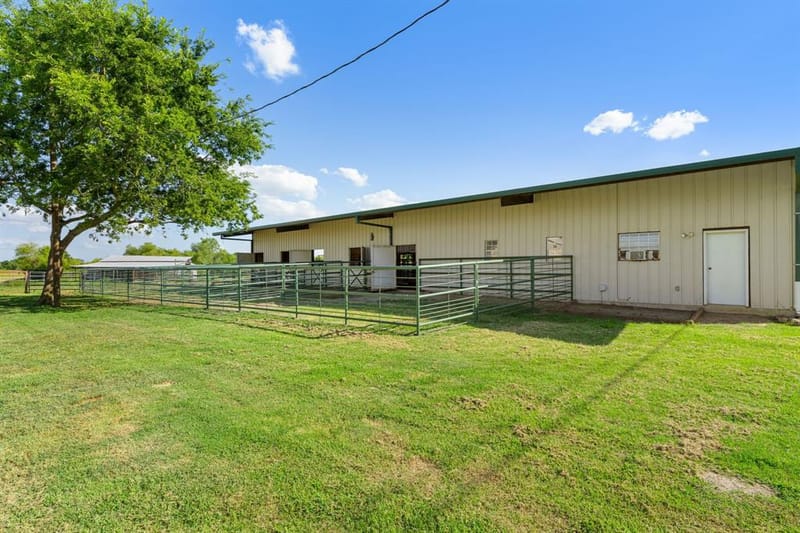 14054 County Road 352, Terrell TX 75161 - Photo 23