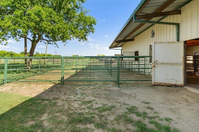 14054 County Road 352, Terrell TX 75161 - Photo 24