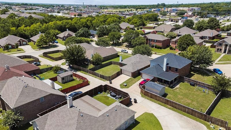 205 Rosewood Court, Red Oak TX 75154 - Photo 36
