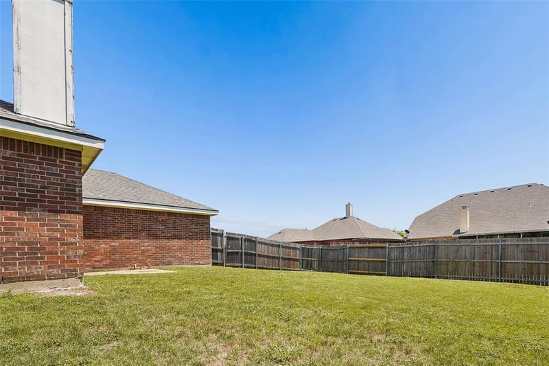 205 Rosewood Court, Red Oak TX 75154 - Photo 32