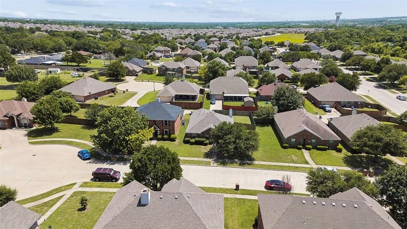 205 Rosewood Court, Red Oak TX 75154 - Photo 33