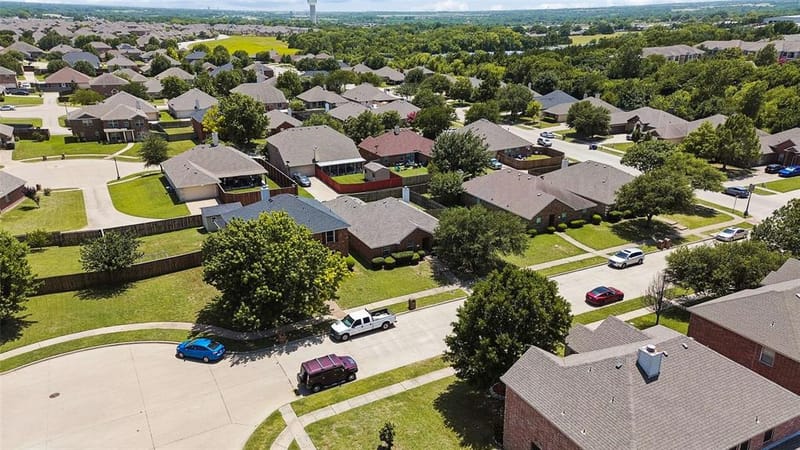205 Rosewood Court, Red Oak TX 75154 - Photo 35