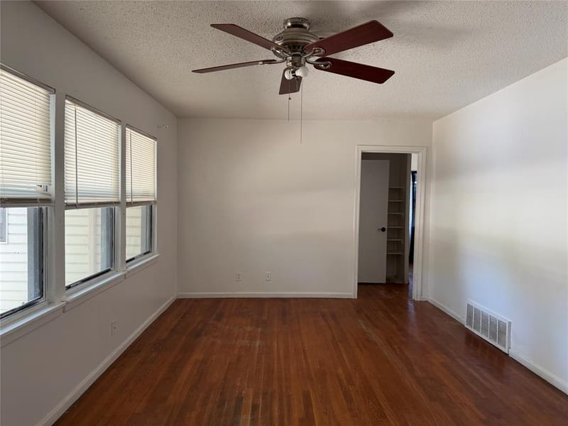 2005 Huntington Drive, Arlington TX 76010 - Photo 5