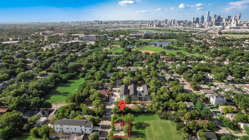 410 N Patton Avenue, Dallas TX 75203 - Photo 2