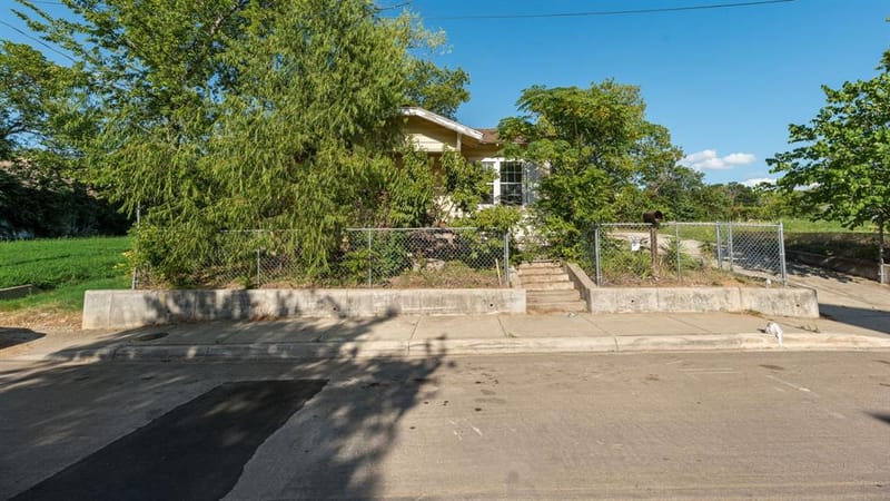 410 N Patton Avenue, Dallas TX 75203 - Photo 10