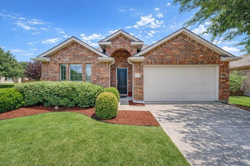 2216 Julian Drive, McKinney TX 75071 - Photo 4