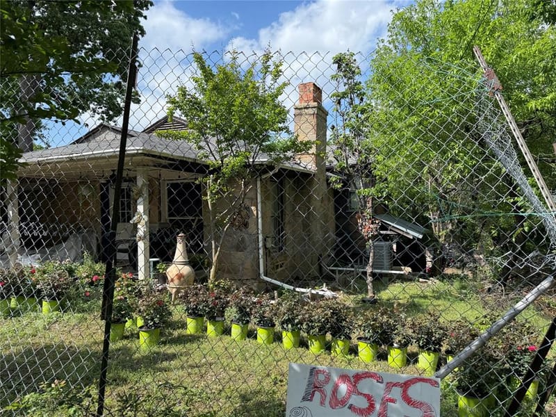 4705 W Jefferson Boulevard, Dallas TX 75211 - Photo 10