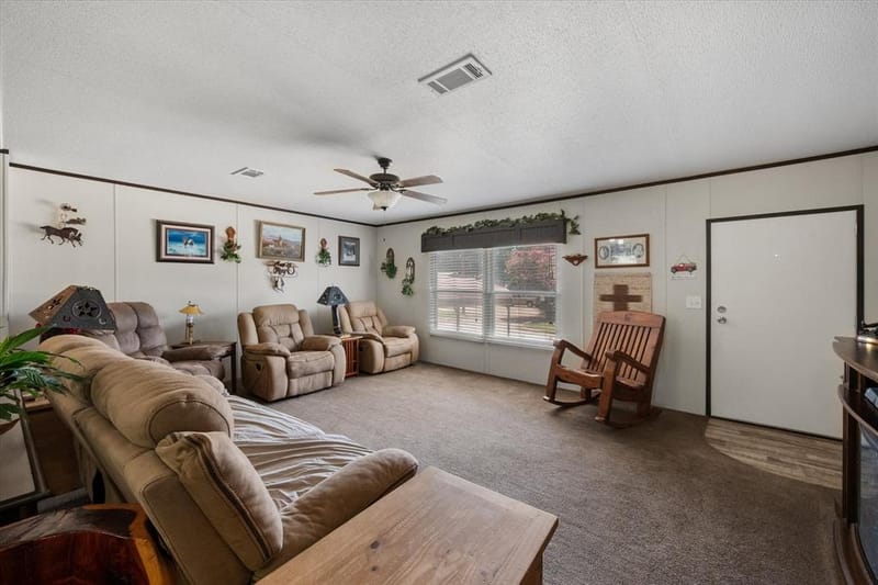 202 N 3rd Street E, Dawson TX 76639 - Photo 3
