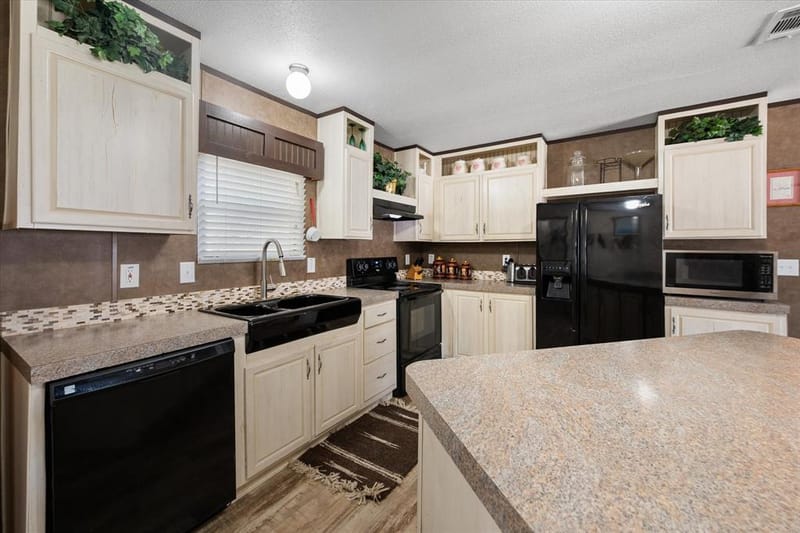 202 N 3rd Street E, Dawson TX 76639 - Photo 4