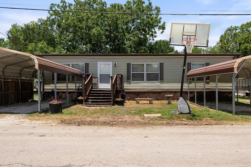 202 N 3rd Street E, Dawson TX 76639 - Photo 21
