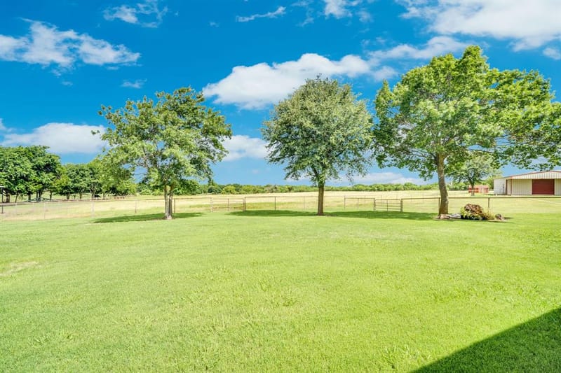 7810 Mavis Avenue, Waxahachie TX 75167 - Photo 12