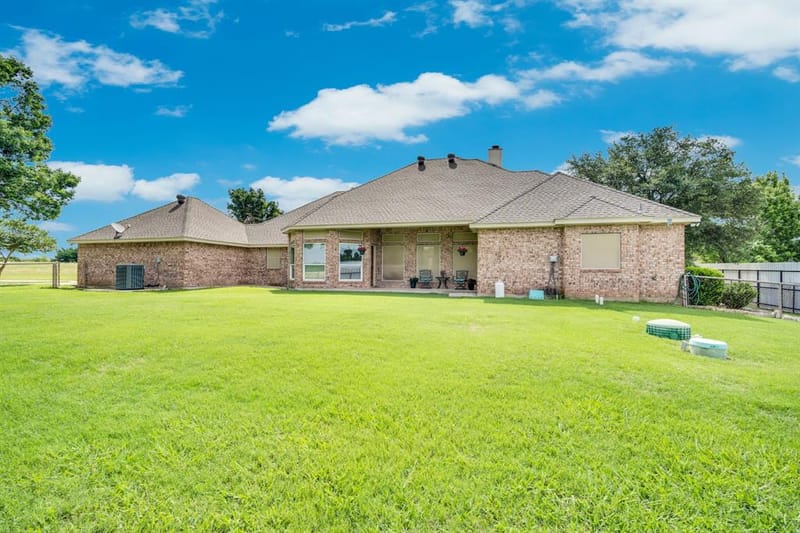 7810 Mavis Avenue, Waxahachie TX 75167 - Photo 10
