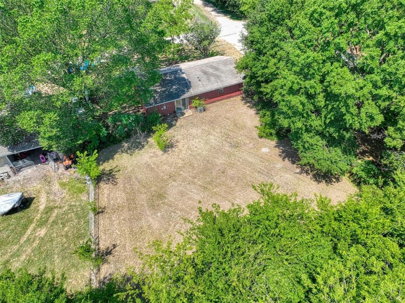 808 N Wright Avenue, Kerens TX 75144 - Photo 20