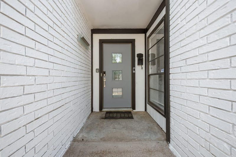 6215 Post Oak Terrace, Fort Worth TX 76112 - Photo 3