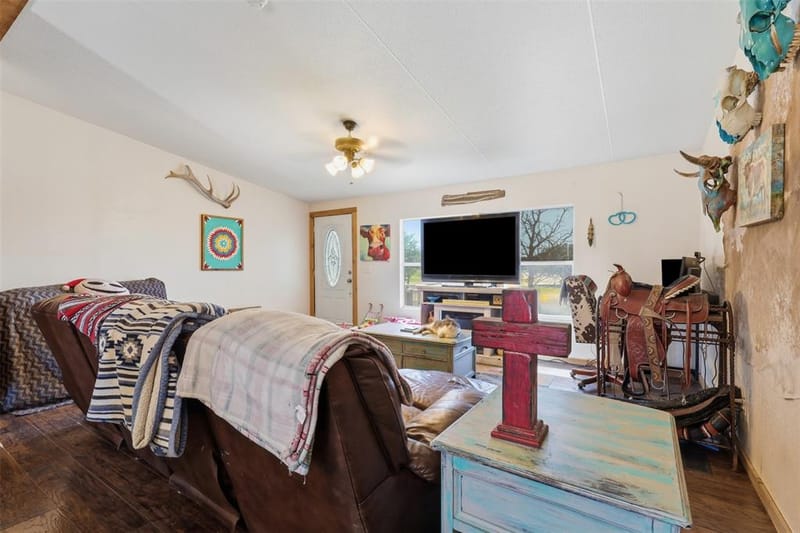 9132 Windmill Court W, Cleburne TX 76033 - Photo 7