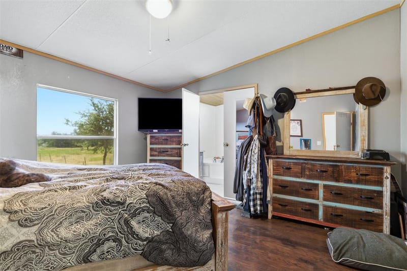9132 Windmill Court W, Cleburne TX 76033 - Photo 21