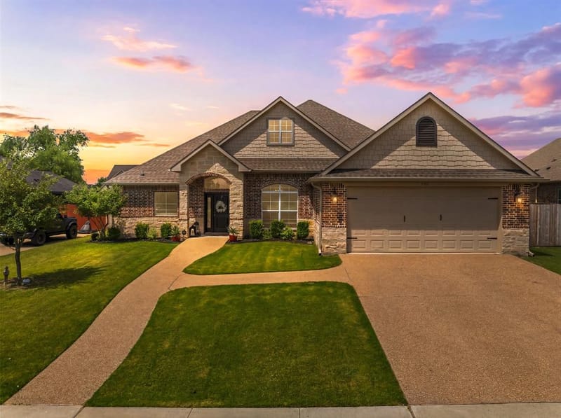 386 Cavitt Court, Robinson TX 76706