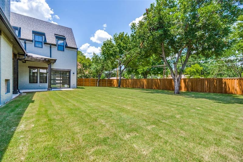 9317 Redondo Drive, Dallas TX 75218 - Photo 37