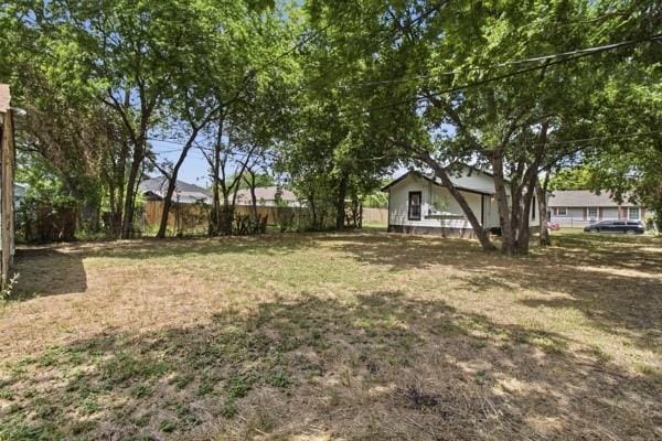 910 Loney Street, Fort Worth TX 76104 - Photo 7