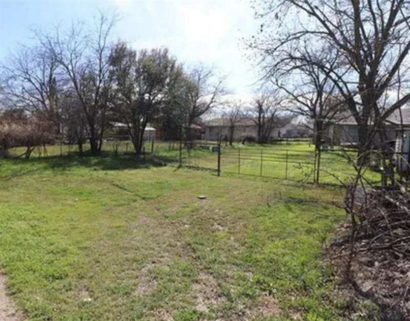 2508 Vine Street, Brownwood TX 76801 - Photo 13