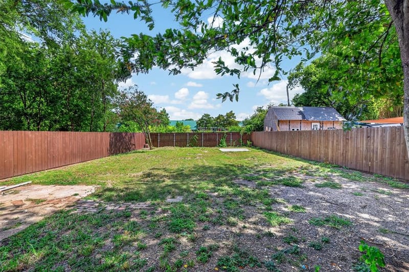 924 Nolte Drive, Dallas TX 75208 - Photo 25