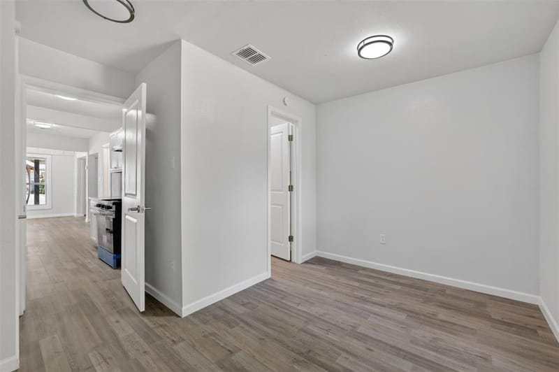 924 Nolte Drive, Dallas TX 75208 - Photo 21