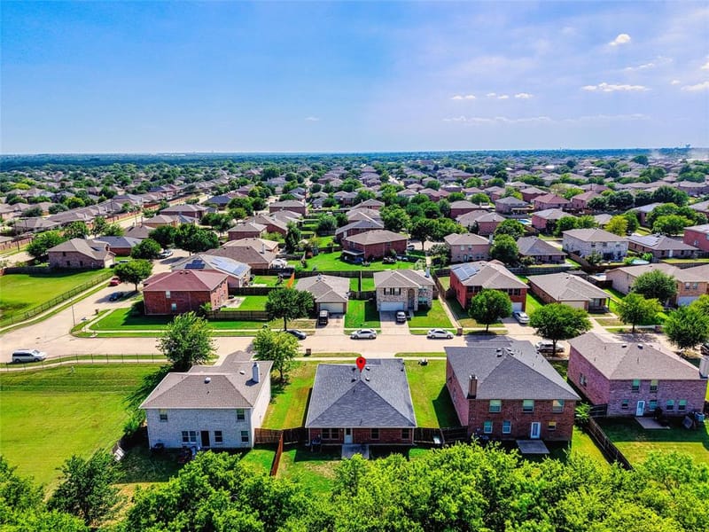 8421 River Bluffs Drive, Arlington TX 76002 - Photo 23