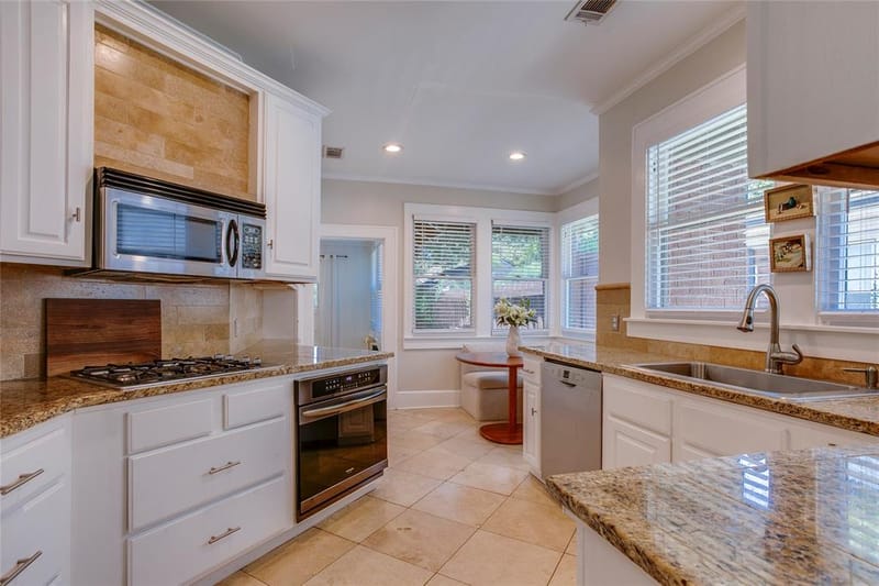 623 N Montclair Avenue, Dallas TX 75208 - Photo 14