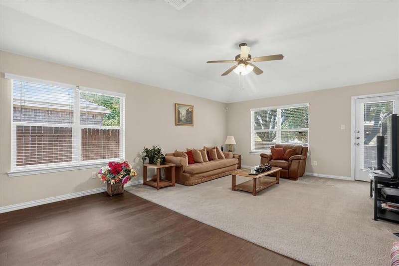 5104 Chatfield Place, Arlington TX 76017 - Photo 9