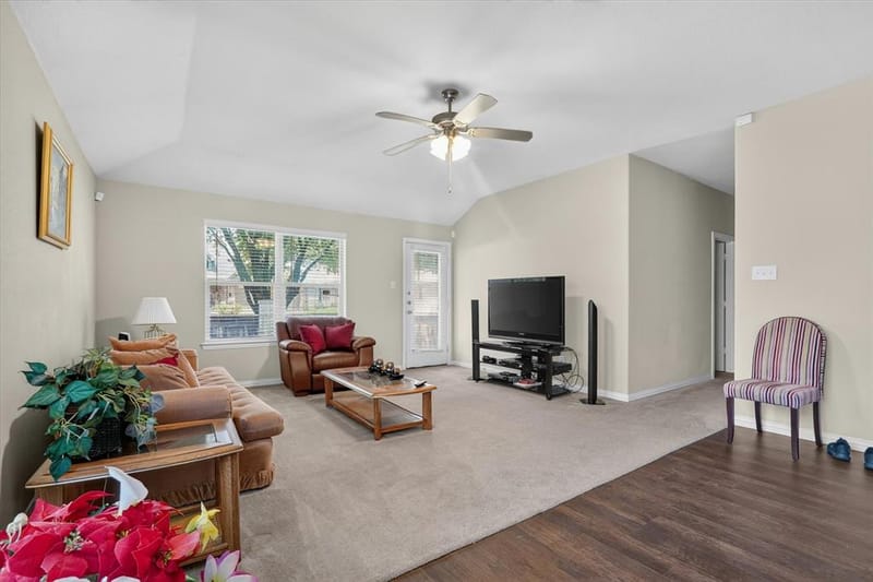 5104 Chatfield Place, Arlington TX 76017 - Photo 11