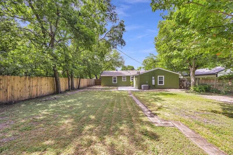 2647 Province Lane, Dallas TX 75228 - Photo 25