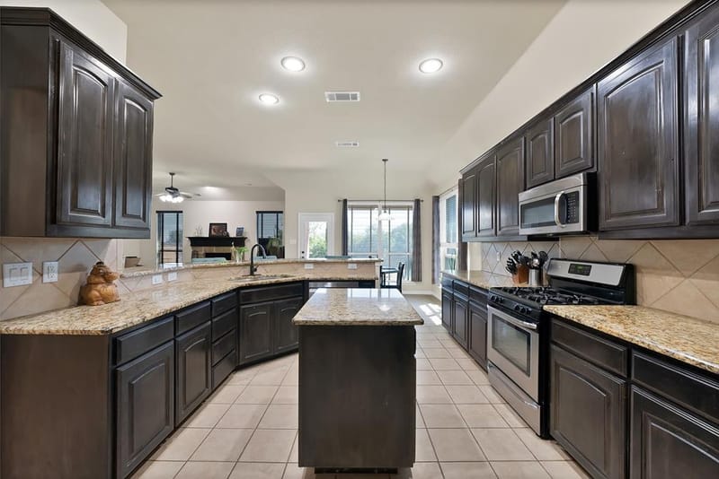 7256 Lake Country Drive, Fort Worth TX 76179 - Photo 4