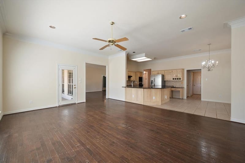 812 Turnberry Drive, Mansfield TX 76063 - Photo 13