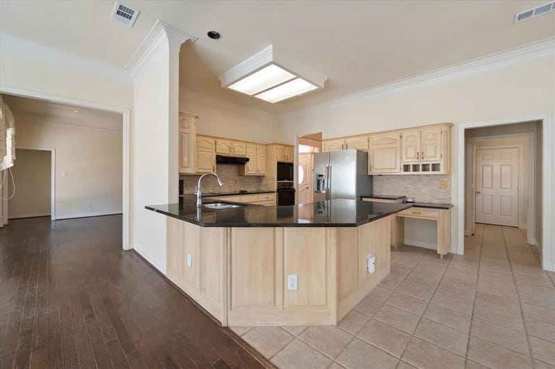 812 Turnberry Drive, Mansfield TX 76063 - Photo 16