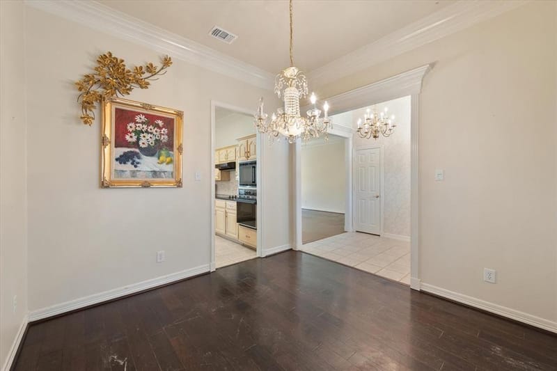 812 Turnberry Drive, Mansfield TX 76063 - Photo 8