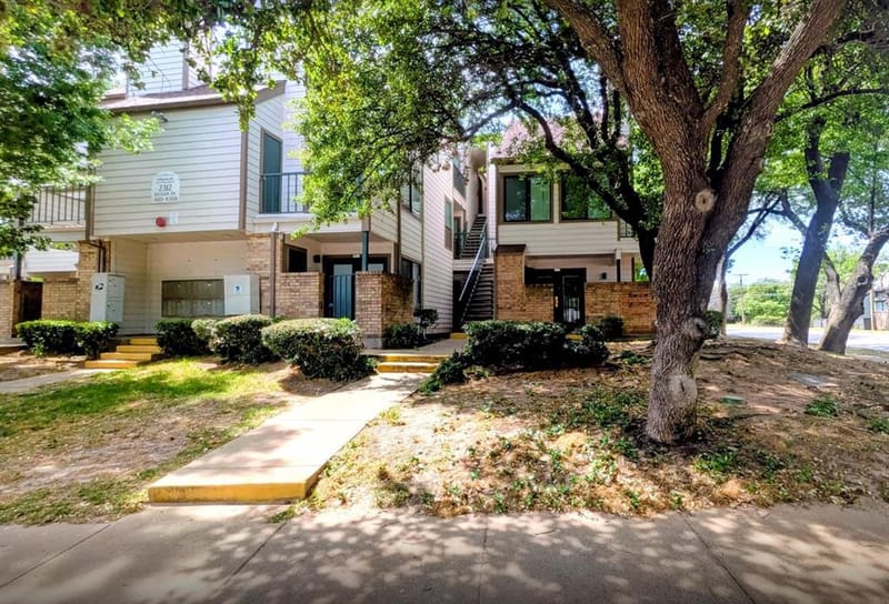2312 Balsam Drive # A303, Arlington TX 76006 - Photo 2